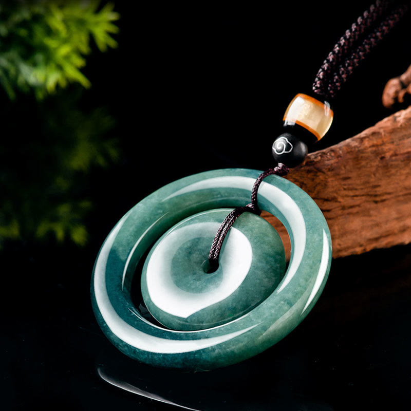 Collier Boucle de Paix en Jade | Pendentif Chance et Prospérité
