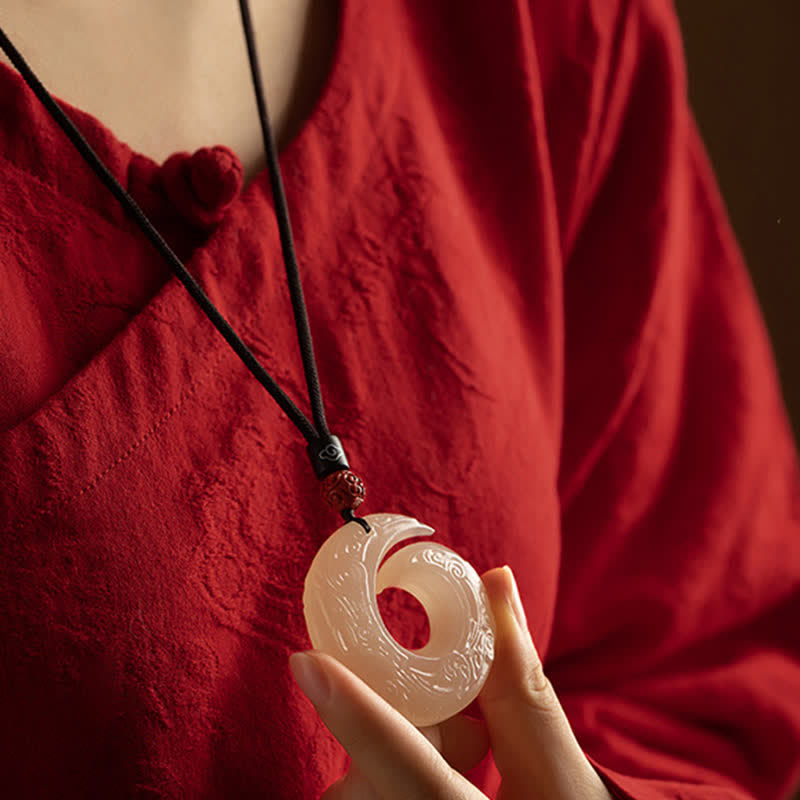 Collier en jade avec boucle de paix pour pendentif chance et prospérité