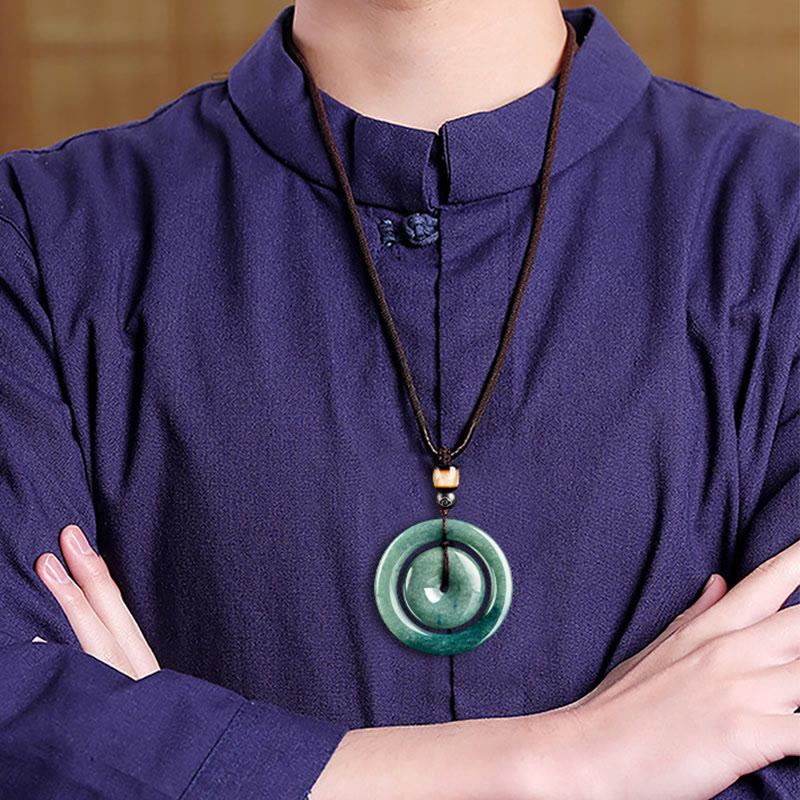Collier Boucle de Paix en Jade | Pendentif Chance et Prospérité