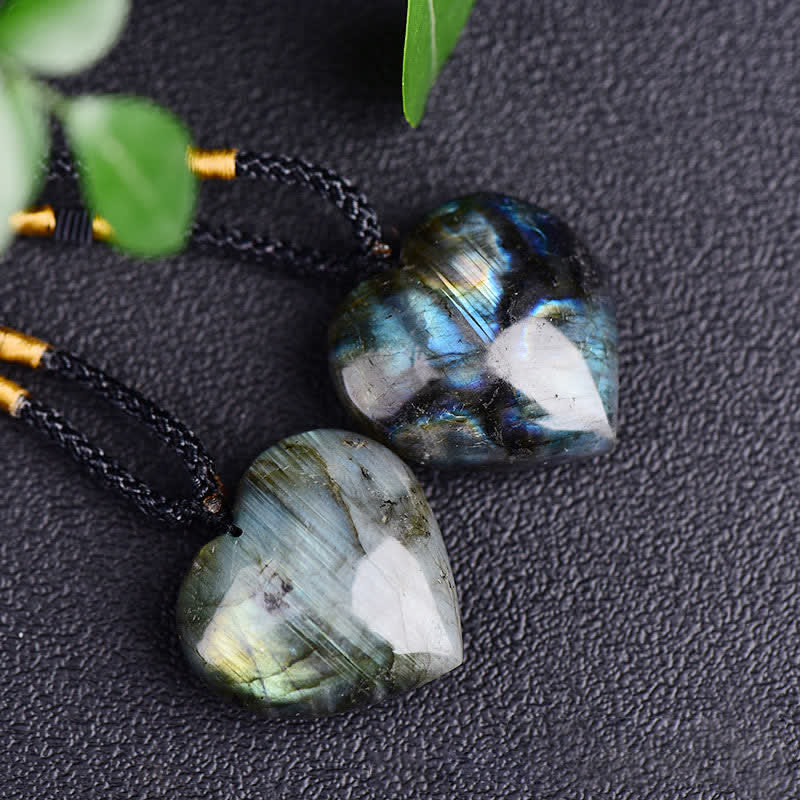 Collier pendentif de soutien en forme de cœur d'amour en labradorite