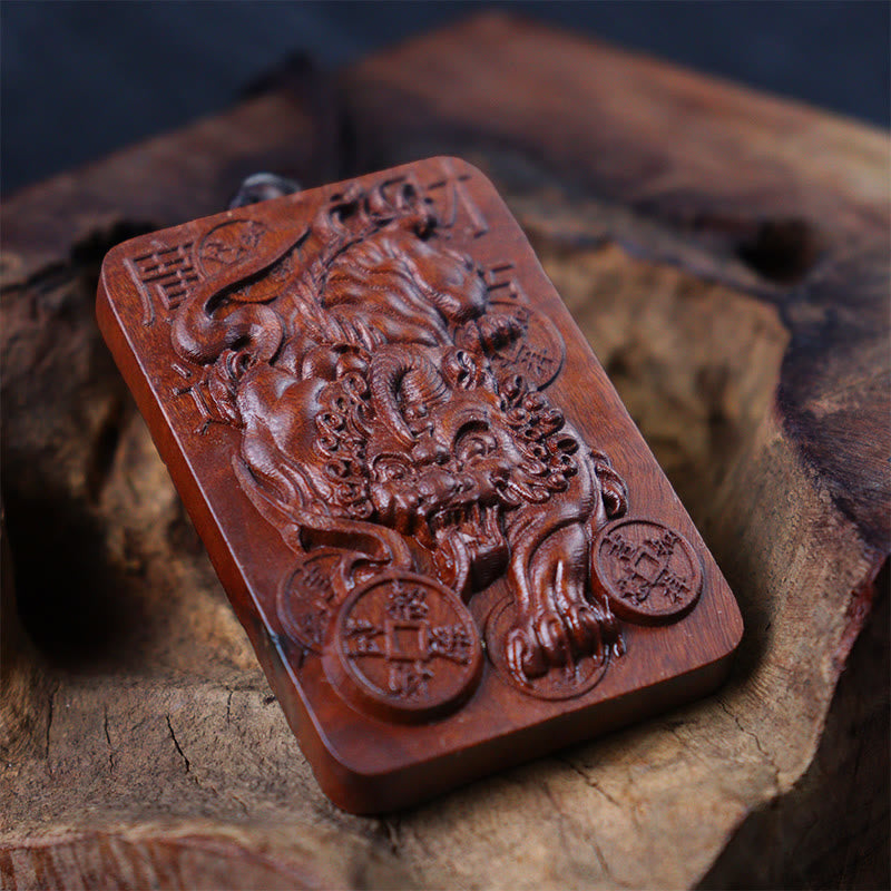 Collier Pixiu en bois de jujubier frappé par la foudre pour la fortune