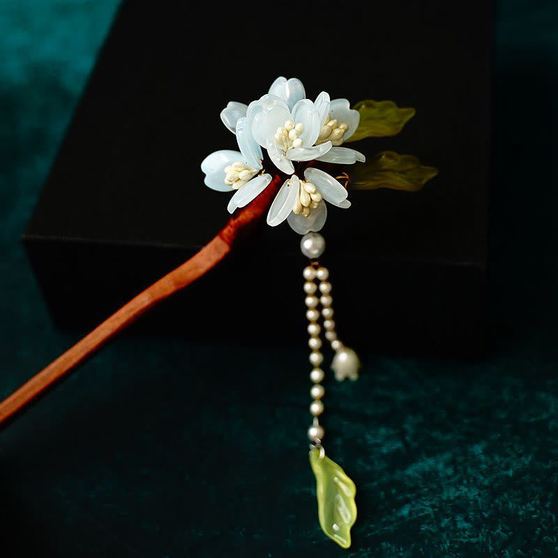 Épingle à cheveux chinoise à pompon en perles de muguet