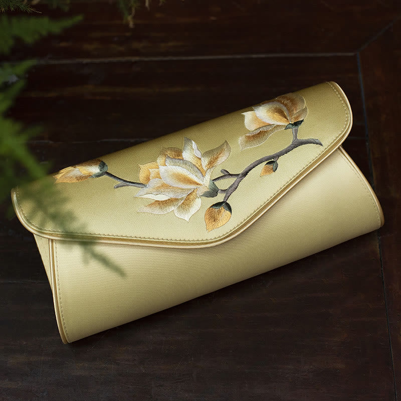 Sac moyen brodé Magnolia Su pour une élégance spirituelle