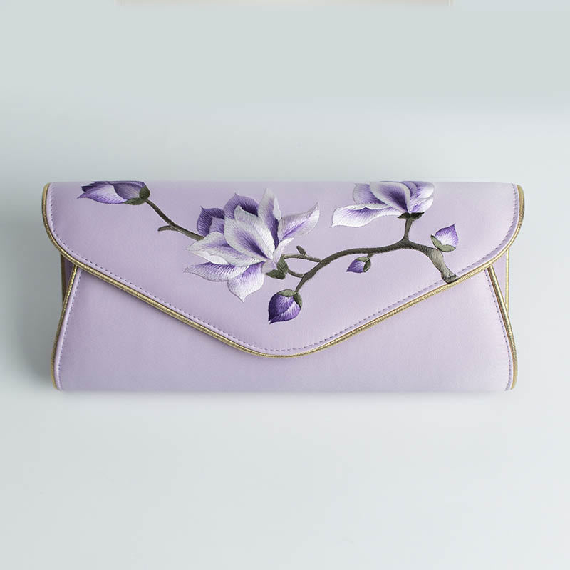 Sac moyen brodé Magnolia Su pour une élégance spirituelle