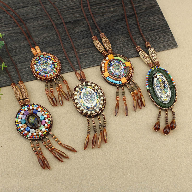Collier spirituel à motif mandala pour la créativité et la concentration