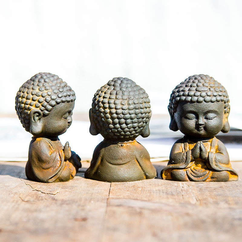 Statue de Bouddha méditant 9 cm Poudre de fer Rouille Résine coulée