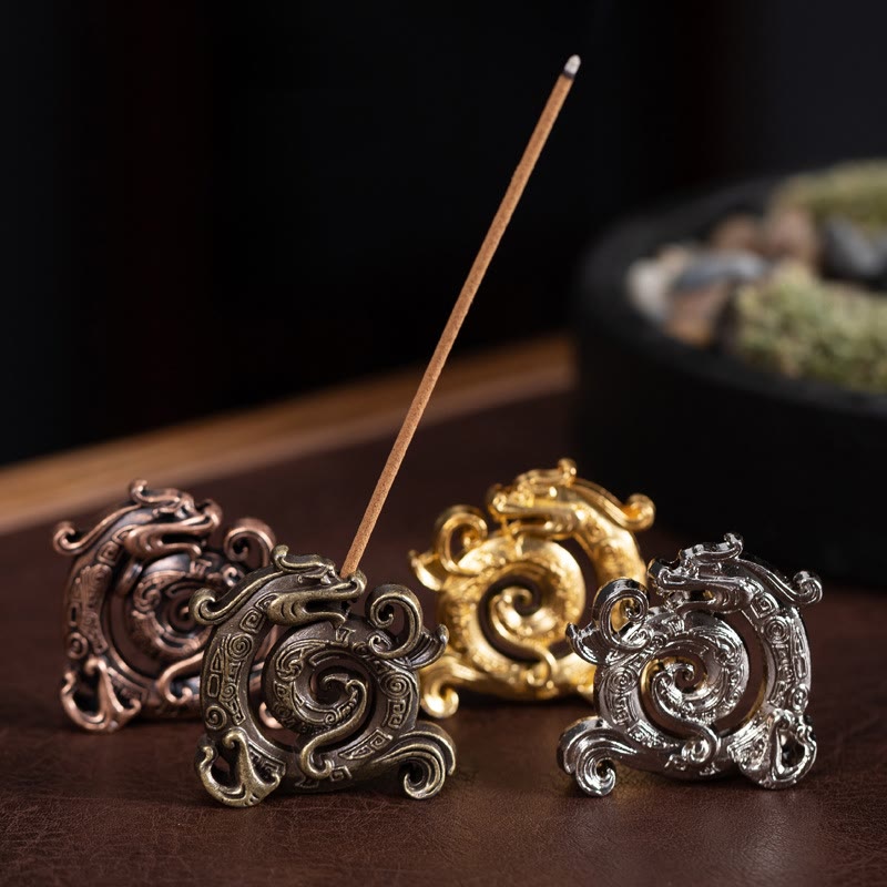 Mini brûleur d'encens en alliage de zinc à motif dragon 4 x 3,7 cm