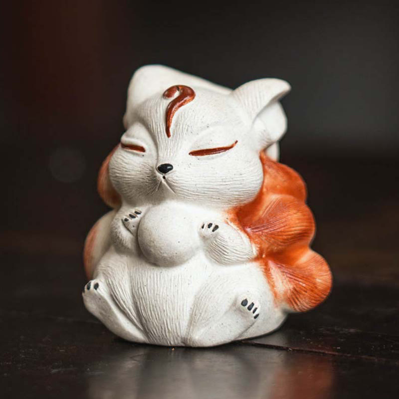 Mini renard à neuf queues en argile violette pour décoration de bureau zen