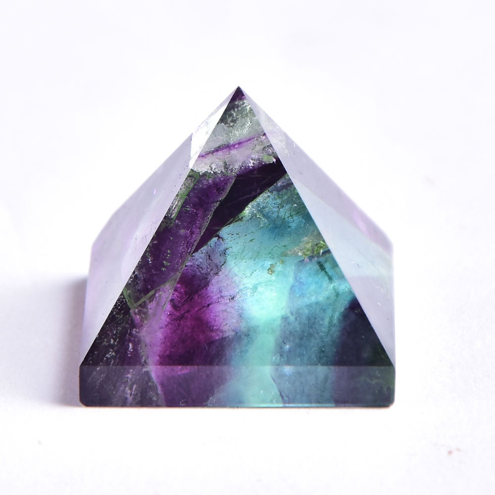 Pyramide miniature de purification en fluorite