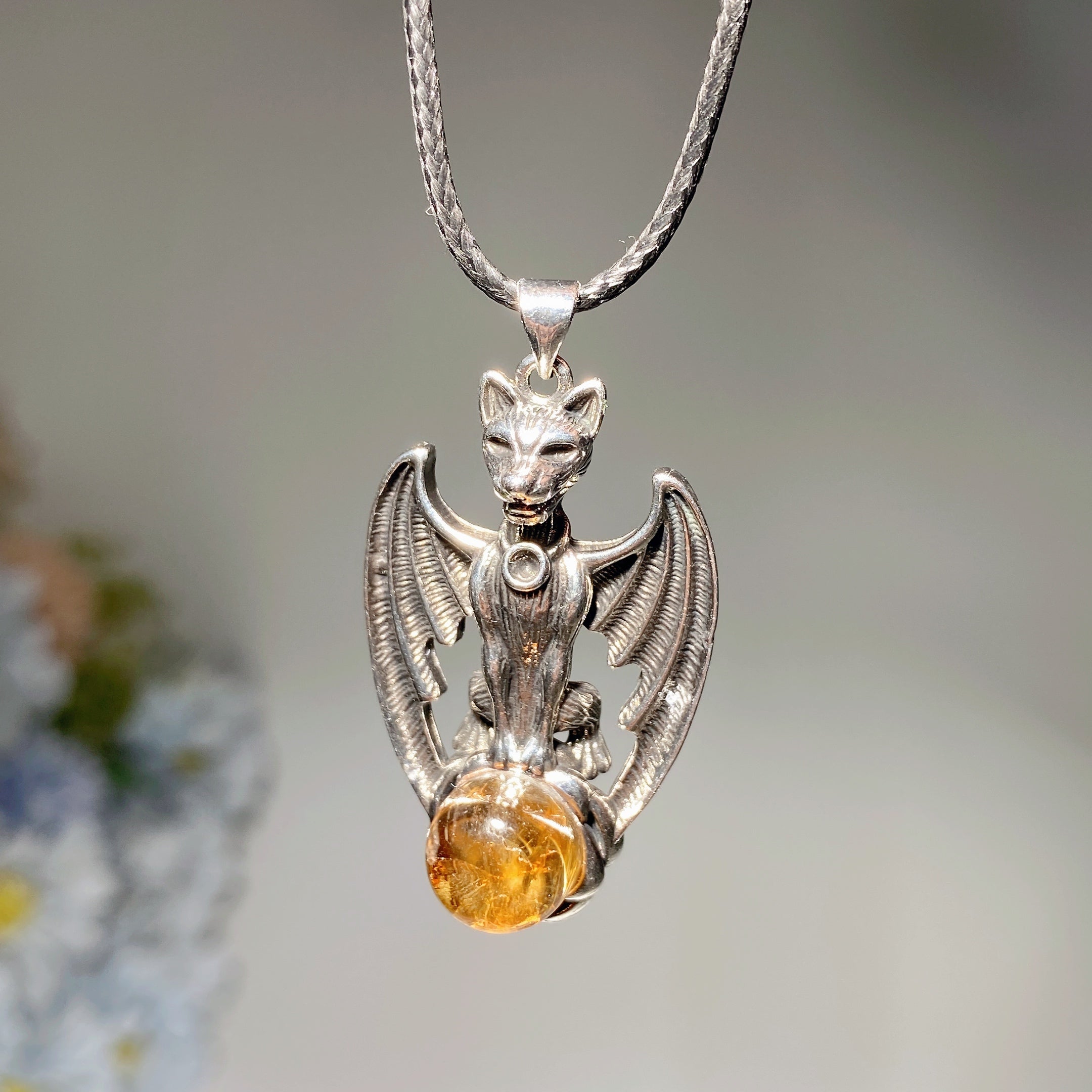 Pendentif en pierre de lune avec décor en cristal Chauve-souris en métal 5 cm