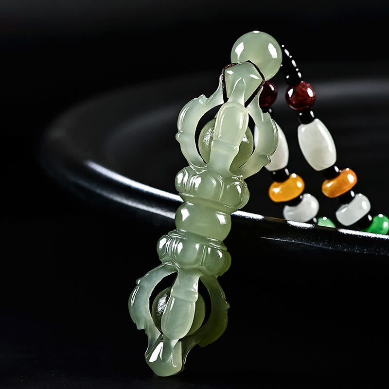 Collier de réussite en jade cyan Hetian naturel avec Dorje Vajra