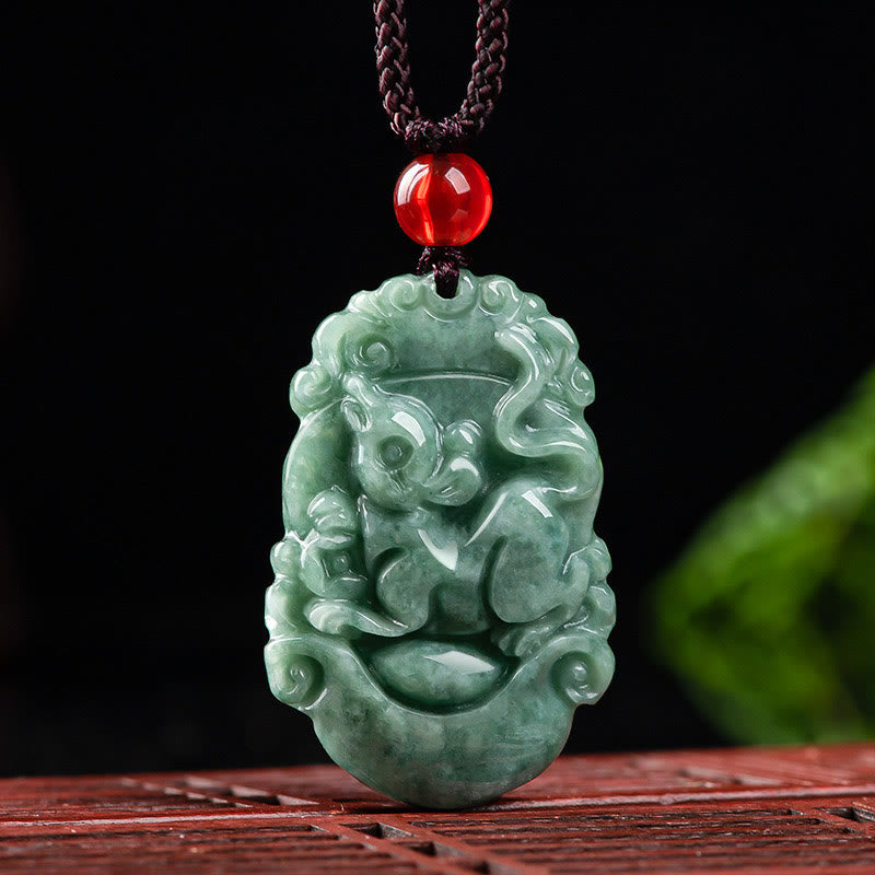 Collier pendentif en jade naturel avec 12 signes du zodiaque chinois pour la prospérité
