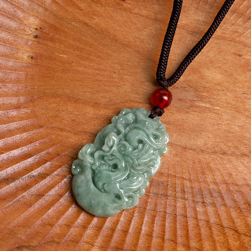 Collier pendentif en jade naturel avec 12 signes du zodiaque chinois pour la prospérité