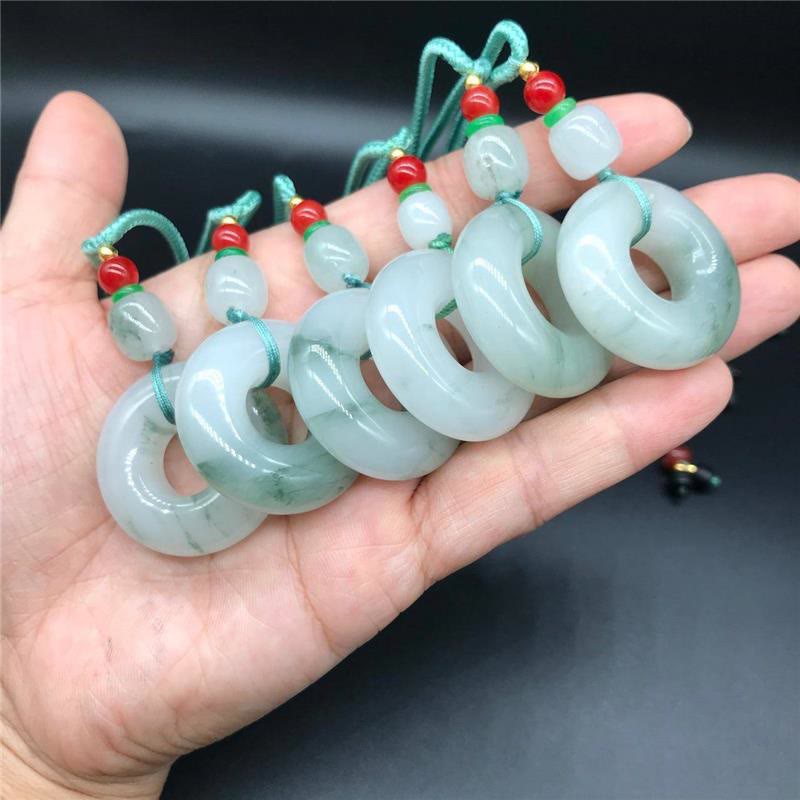 Collier de prospérité avec boucle de paix en jade naturel 45 cm