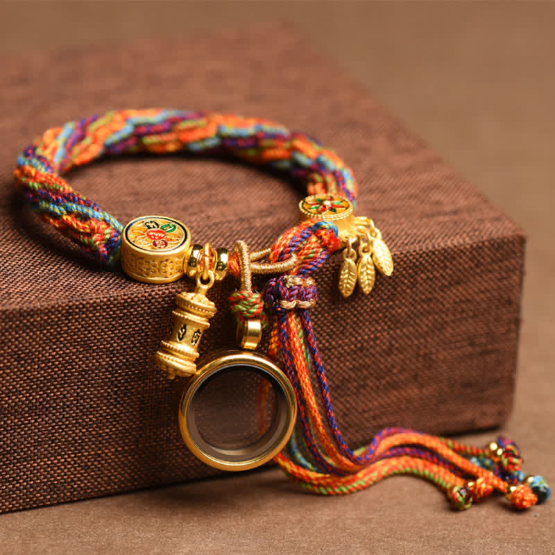 Bracelet Om Mani Padme Hum | Protection spirituelle en fil rouge 10 mm