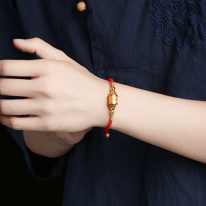 Bracelet Om Mani Padme Hum en argent sterling avec cordon rouge porte-bonheur