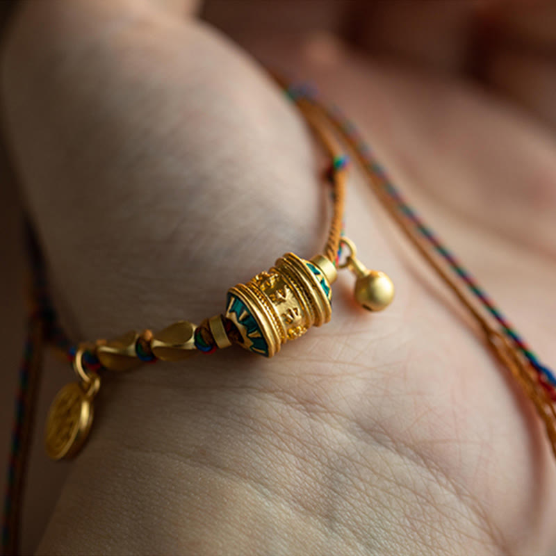 Bracelet en fil rouge Om Mani Padme Hum pour la protection et la force