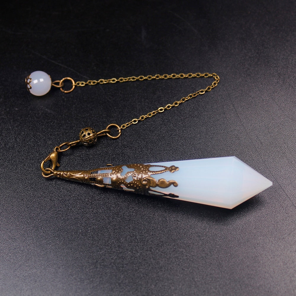 Pendule en cristal d'opale pour un changement positif