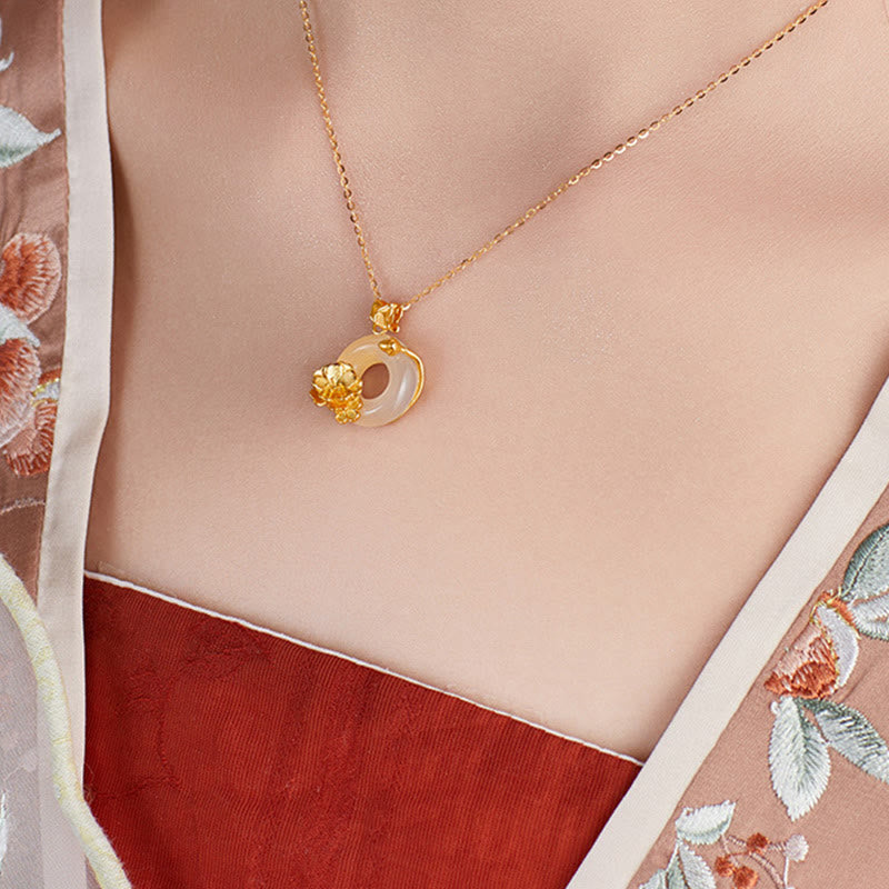 Collier spirituel Peace Buckle Peach Blossom Butterfly en argent sterling