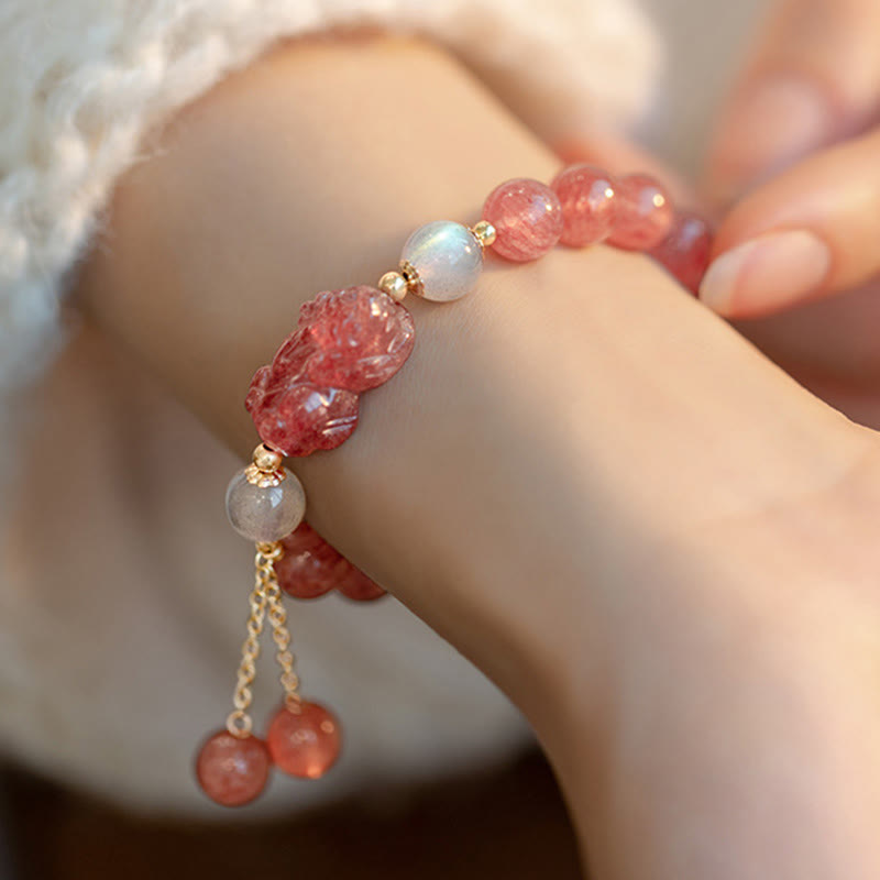 Bracelet Pixiu avec perles de 8,5 mm en quartz fraise et pierre de lune pour l'amour