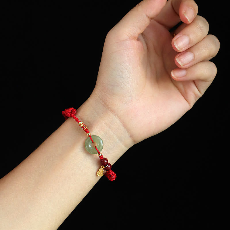 Bracelet de protection à boucle de paix en jade Hetian à fil rouge