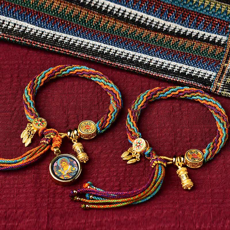 Bracelet en fil rouge avec nœud de réincarnation pour la protection et la chance