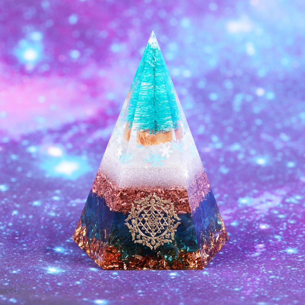 Pyramide hexagonale de la Saison de la Joie