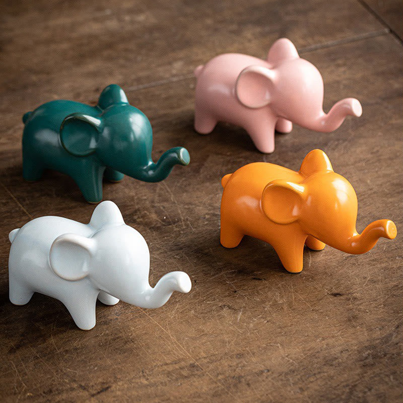 Petite figurine d'éléphant en céramique pour décoration spirituelle