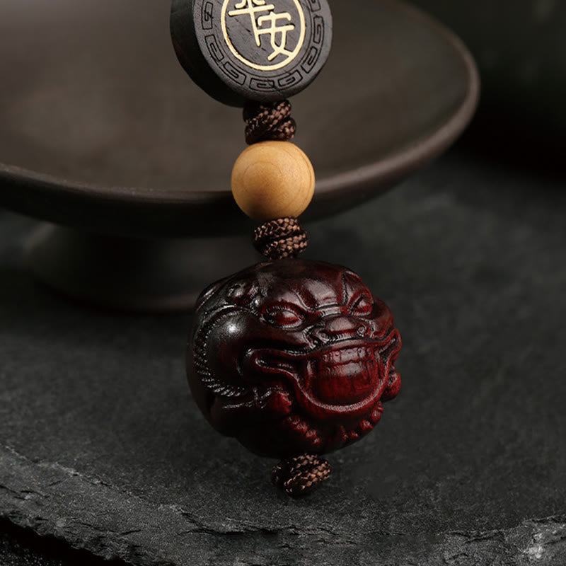 Porte-clés de protection Pixiu en bois de santal rouge à petites feuilles