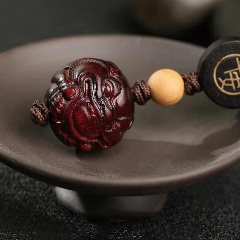 Porte-clés de protection Pixiu en bois de santal rouge à petites feuilles