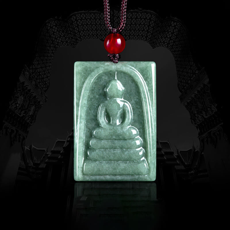 Collier Bouddha carré en jade pour la prospérité et l'équilibre spirituel