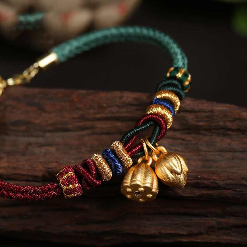 Bracelet en argent sterling avec cordon rouge et vert et gousse de lotus