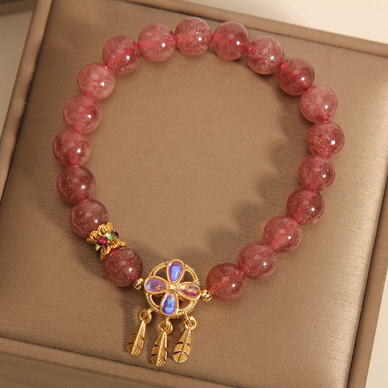 Bracelet Love en quartz fraise avec breloque attrape-rêves en forme de trèfle