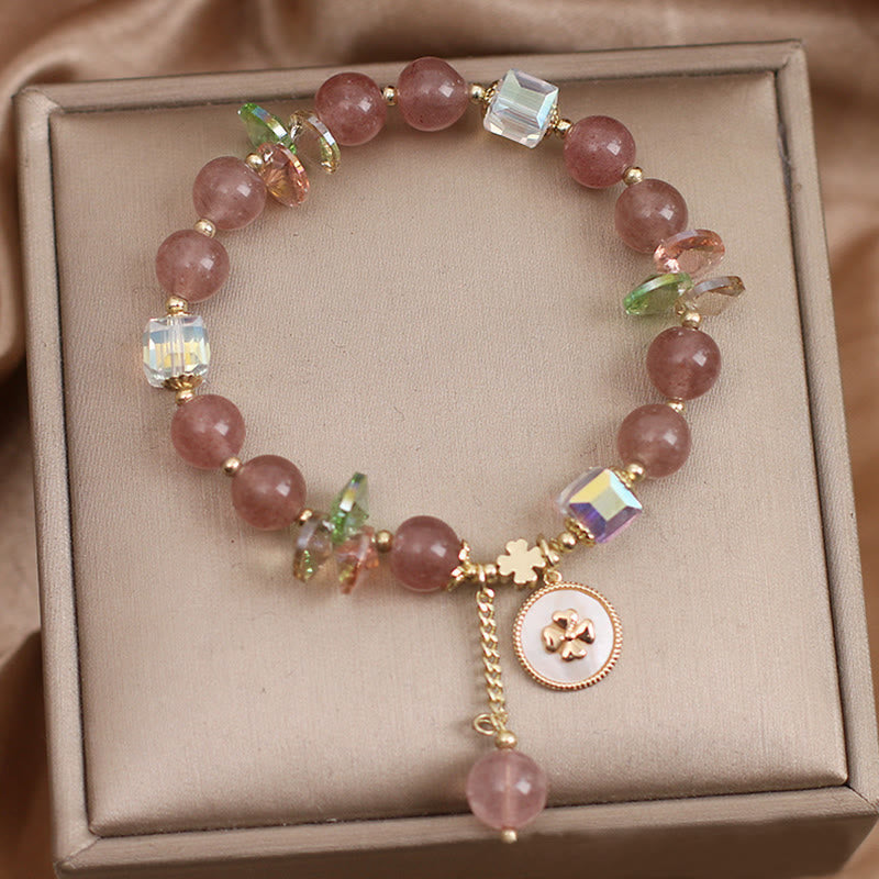 Bracelet spirituel porte-bonheur en quartz fraise et trèfle à quatre feuilles