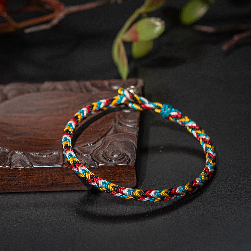 Bracelet de protection en fil rouge fait main au Tibet 16 cm
