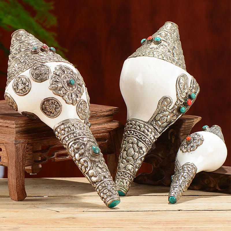 Décoration tibétaine naturelle de dragon de coquille de conque de Shankha