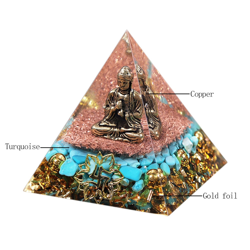 Pyramide d'orgone turquoise Bouddha tranquille