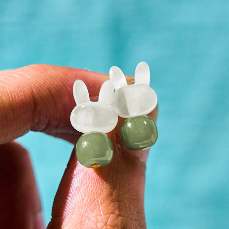 Boucles d'oreilles lapin porte-bonheur en pierre de Tridacna et jade Hetian