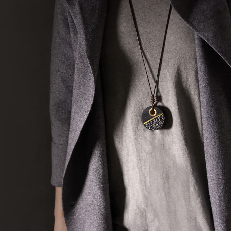 Collier spirituel unisexe en bois d'ébène avec pendentif en cuivre pour la paix