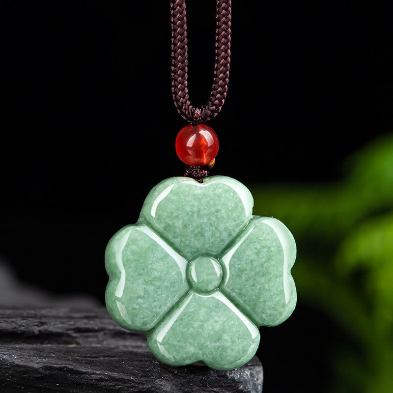 Collier pendentif trèfle à quatre feuilles en jade unisexe