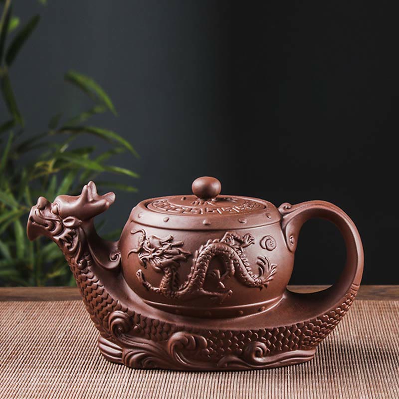 Théière vintage en céramique violette motif dragon pour décoration zen