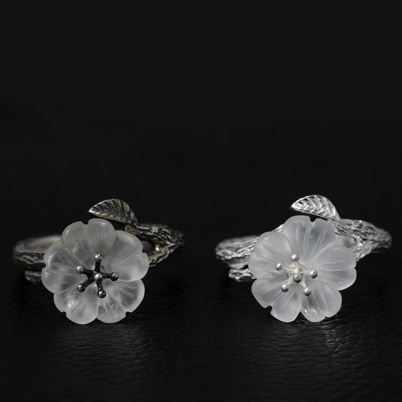 Bague de guérison réglable en cristal blanc avec fleur squelette