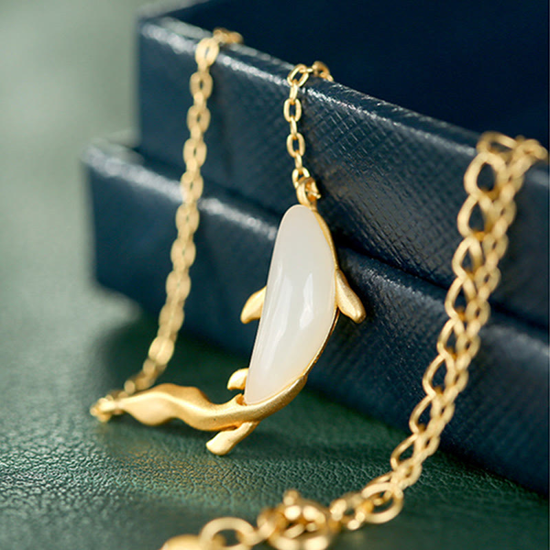 Collier porte-bonheur en jade blanc et dauphin | Argent sterling 925