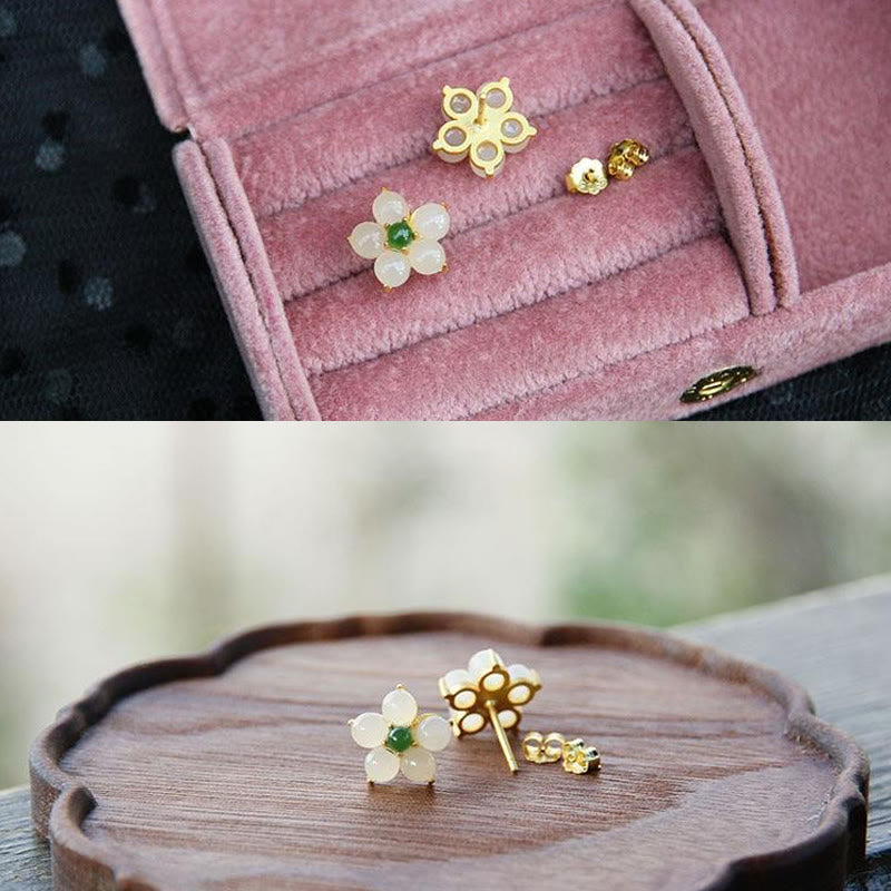 Boucles d'oreilles à tige en jade blanc porte-bonheur pour la protection