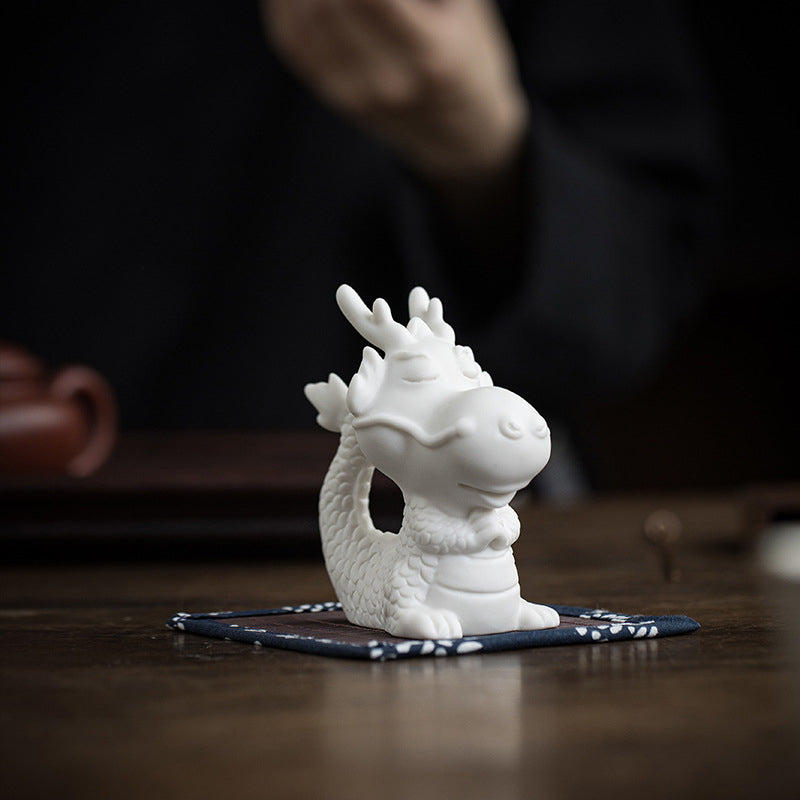 Statue de dragon chinois en porcelaine blanche | Charme Feng Shui