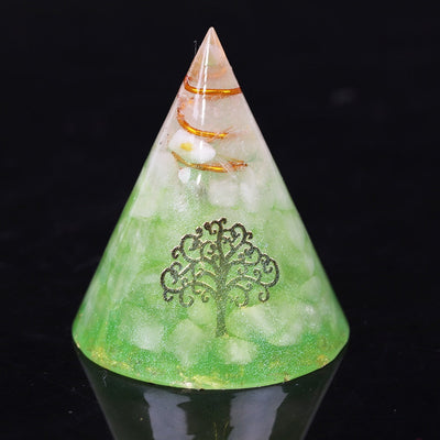 Pyramide de cône de guérison en quartz blanc
