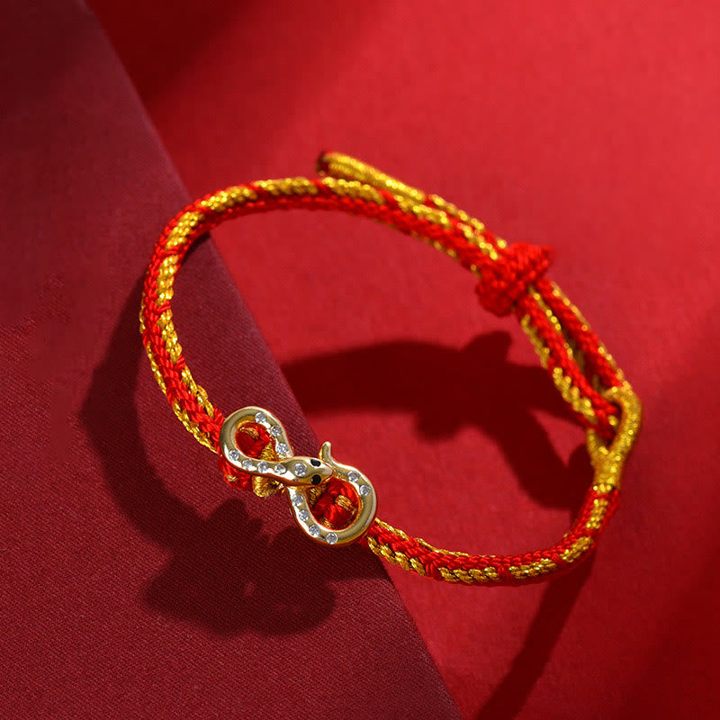 Bracelet tressé porte-bonheur en fil rouge Année du Serpent