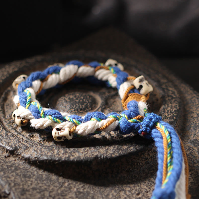 Bracelet en fil rouge Zakiram Wealth Goddess fabriqué à la main