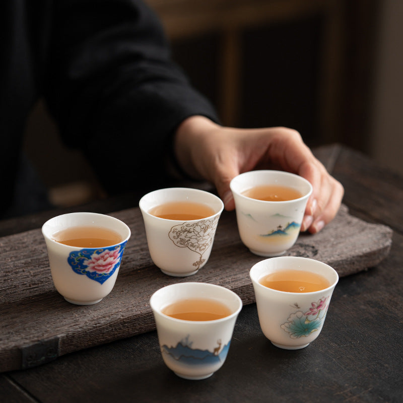 Tasse à thé zen en céramique avec motif fleur de lotus et montagne 100 ml