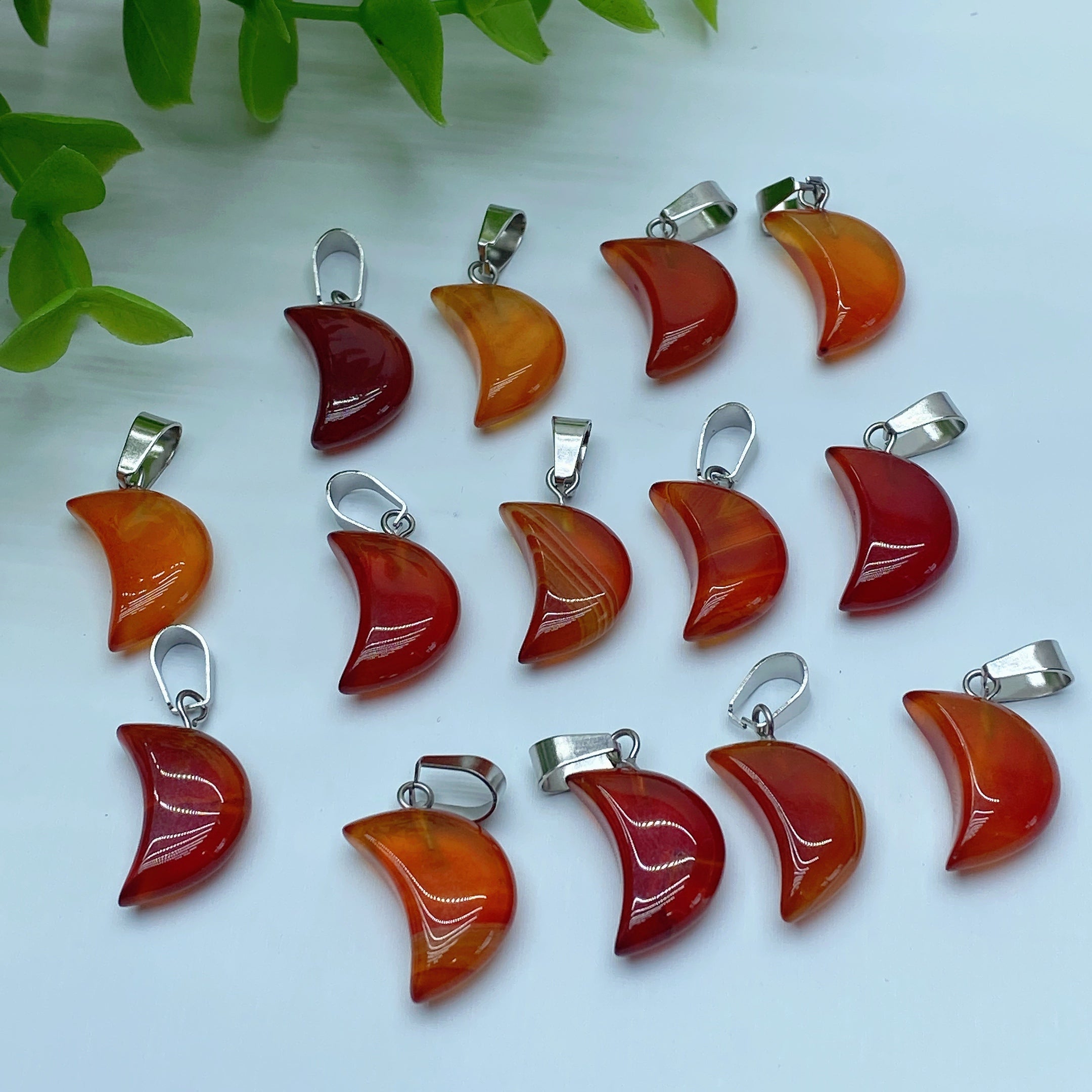 0.8 inch Carnelian Moon Crystal Pendant for Healing